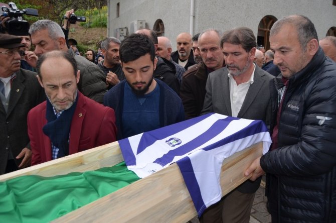 Eski Futbolcu Son Yolculuğuna Uğurlandı