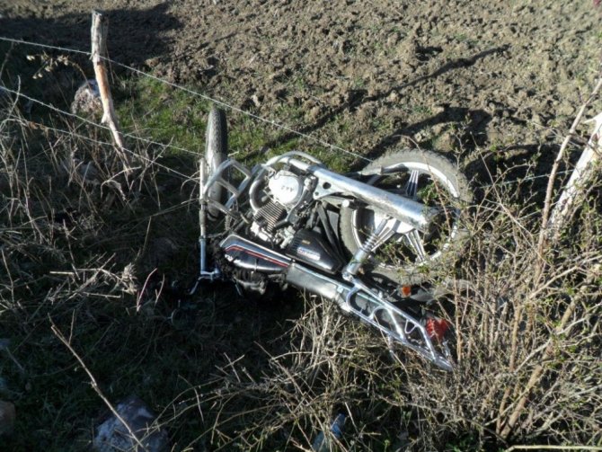 Iğdır'da Motosikler Şarampole Uçtu: 1 Yaralı