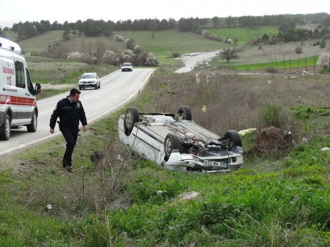 Kütahya'da Otomobil Takla Attı: 1 Yaralı