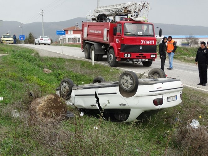 Kütahya'da Otomobil Takla Attı: 1 Yaralı