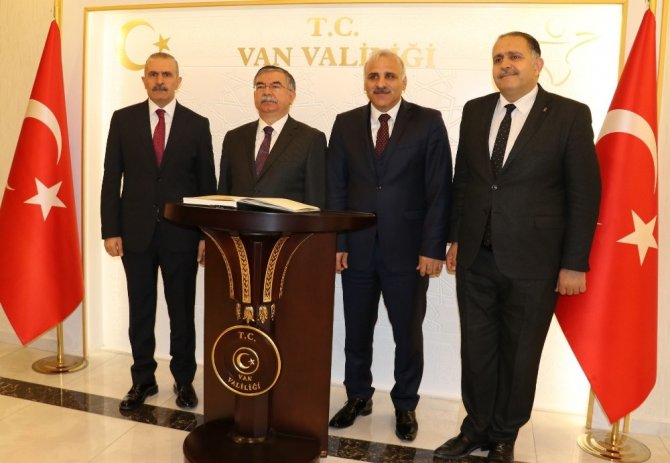 Milli Eğitim Bakanı Yılmaz’dan öğretmen ataması müjdesi