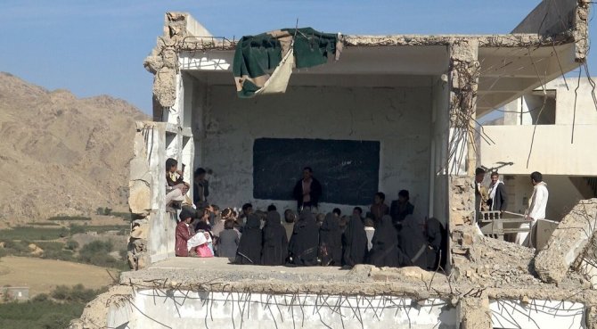 Yemen'in Eğitim Sistemi Savaştan Harap Oldu