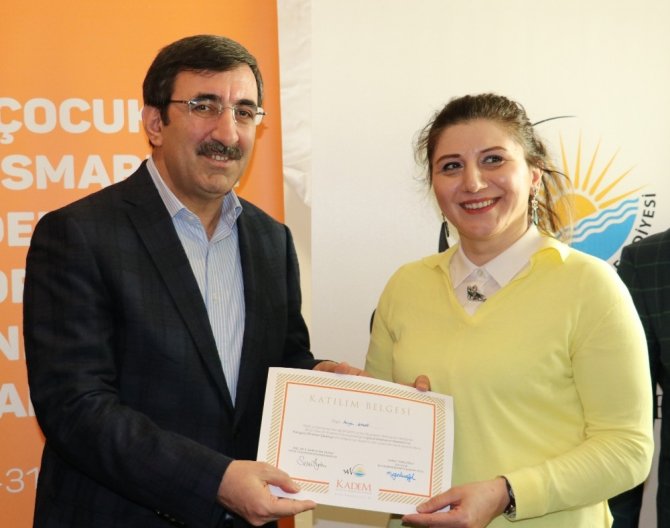 AK Parti Genel Başkan Yardımcısı Yılmaz Konuştu