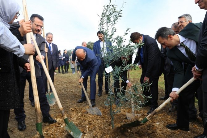 Başbakan Yardımcısı Işık Katıldığı Toplantıda Açıklama Yaptı