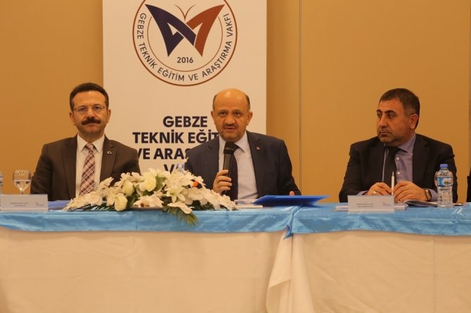 Başbakan Yardımcısı Işık Katıldığı Toplantıda Açıklama Yaptı