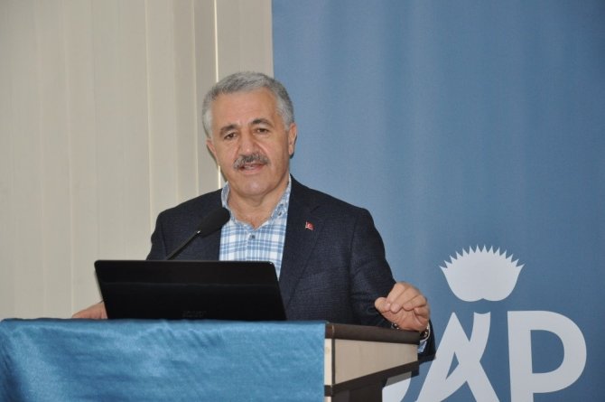 Bakan Arslan, “Sarıkamış Turizm Master Planı ve Fizibilitesi Projesi”nde