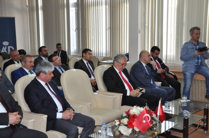 Bakan Arslan, “Sarıkamış Turizm Master Planı ve Fizibilitesi Projesi”nde