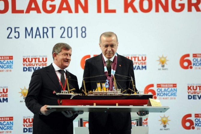 Cumhurbaşkanı Erdoğan’a Trabzon’da Hediye Edilen Gülcemal Vapuru