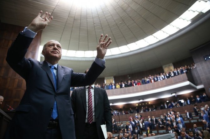 Erdoğan: “Dağda aradığımız teröristin Avrupa caddelerinde karşımıza çıkışından bıktık”