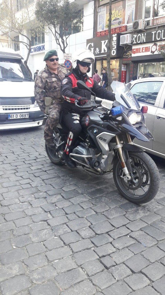 Trabzon Emniyet Müdürü PÖH Kamuflajını Giyip Yunuslarla Devriye Attı