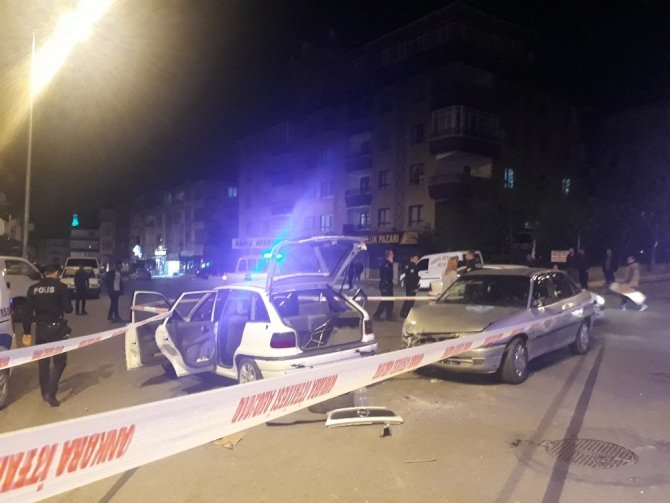 Ankara Keçiören'de trafik kazası: 4 yaralı