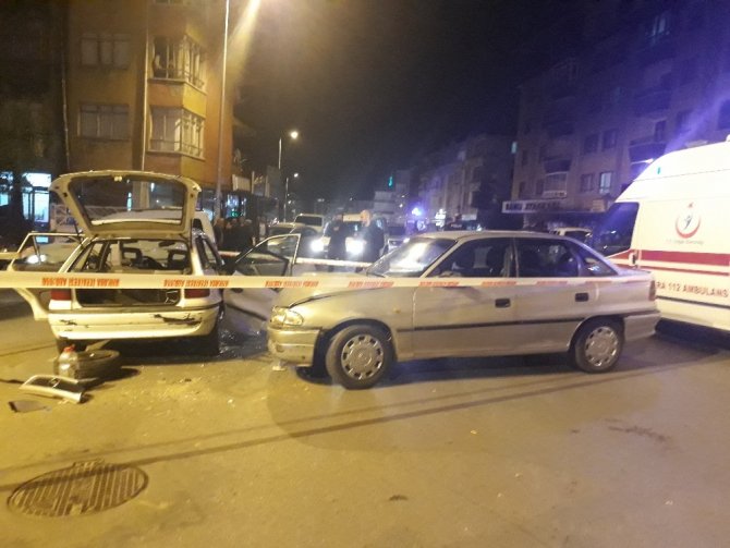 Ankara Keçiören'de trafik kazası: 4 yaralı