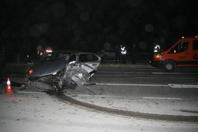 Konya'nın Kulu ilçesinde trafik kazası : 1 ölü, 3 yaralı