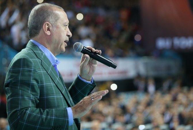 Erdoğan: "Münbiç’ten Haseki’ye kadar olan yerleri de Suriye halkı için temizlemeye devam edeceğiz"