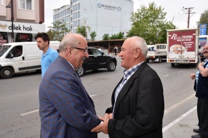 Başkan Albayrak, esnafın kandilini kutladı