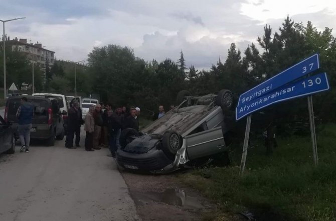 Eskişehir Yenikent Mahallesi’de trafik kazası: 3 yaralı