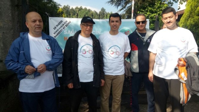 Kütahya Sağlık İl Müdürlüğü kurum çalışanları Sağlık için yürüdüler