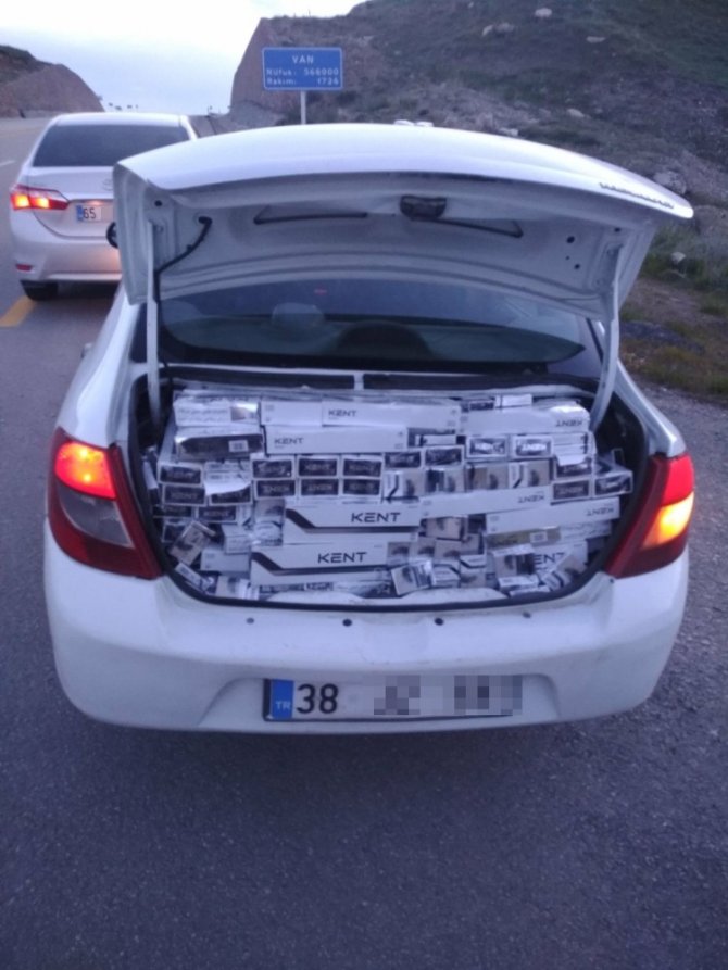 Van’da kaçak sigara operasyonu, 5 bin 500 sigara paketi ele geçirildi
