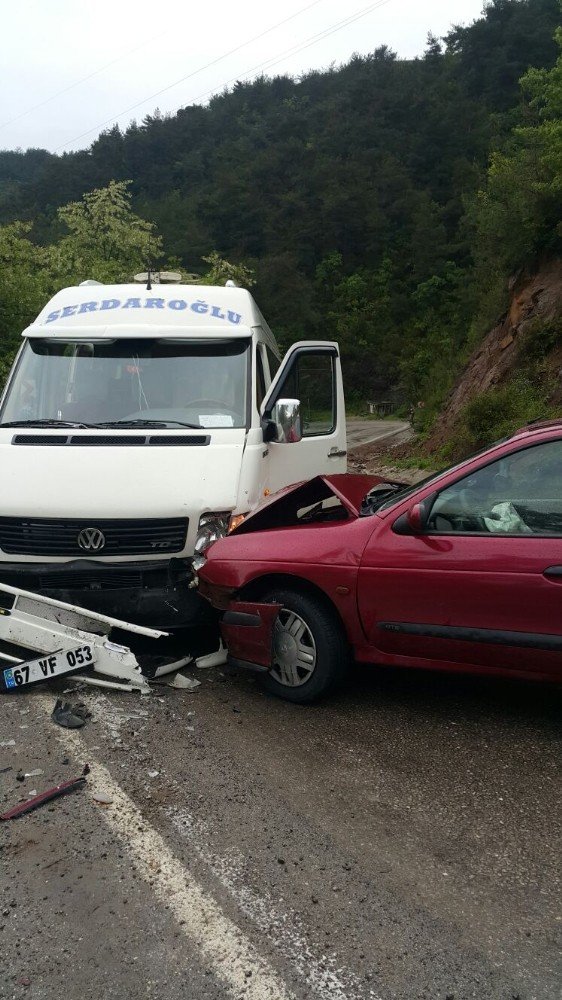 Zonguldak Muslu beldesi Tepeköy mevkisinde trafik kazası: 3 yaralı