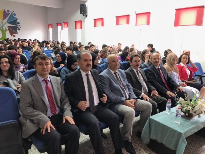 Yazar Halit Ertuğrul Başarı artırmaprojesi kapsamında başarının sırlarını anlattı