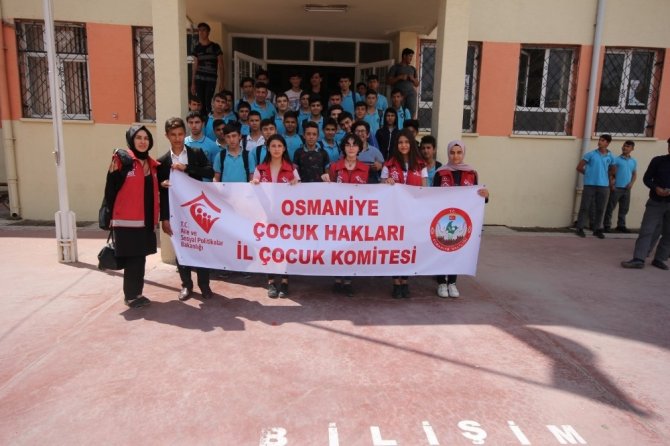 Osmaniye'de Derviş Paşa ve Mesleki Teknik ve Anadolu Lisesi Öğrencilere Çocuk Hakları eğitimi verildi
