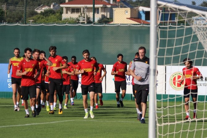 Tamer Tuna: “Galatasaray şampiyon olur, olmaz, bunlar bizi ilgilendirmiyor