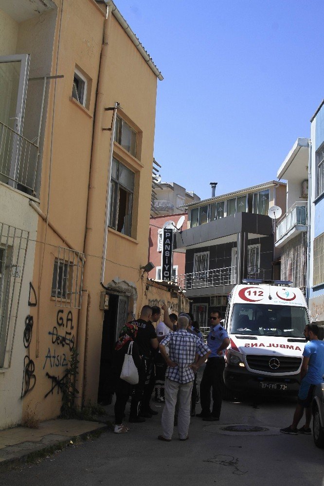 Antalya Muratpaşa' da şüpheli ölüm