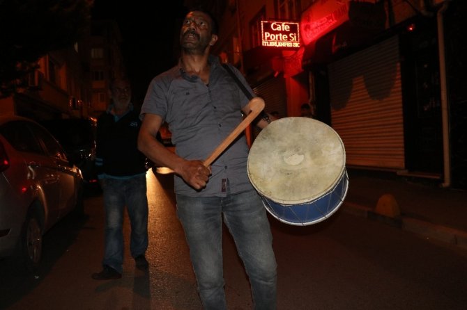 İstanbullu sahurda davul sesisyle uyandı