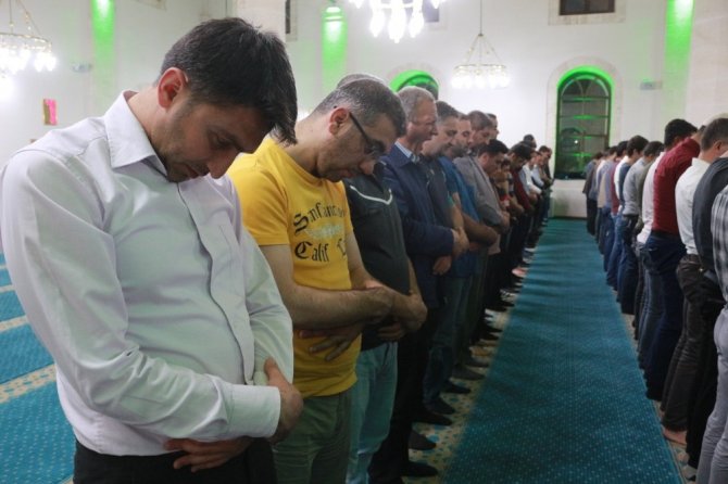 Adıyaman’da ilk teravih namazı kılındı
