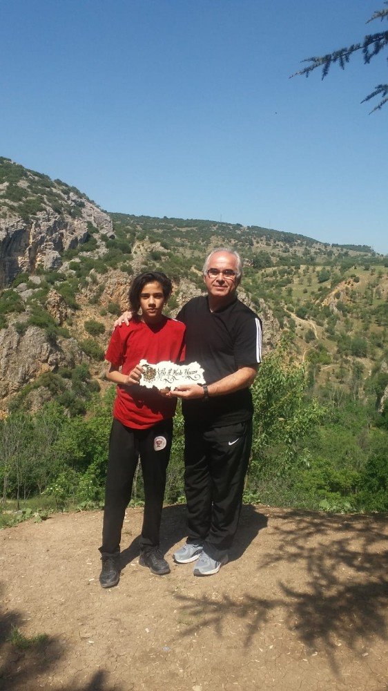 Kazanan yine dostluk oldu