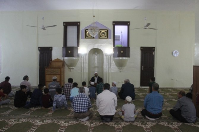 Yavuzeli’nde ilk teravih namazı.