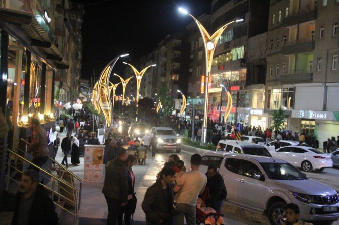 Hakkari’de renkli Ramazan geceleri