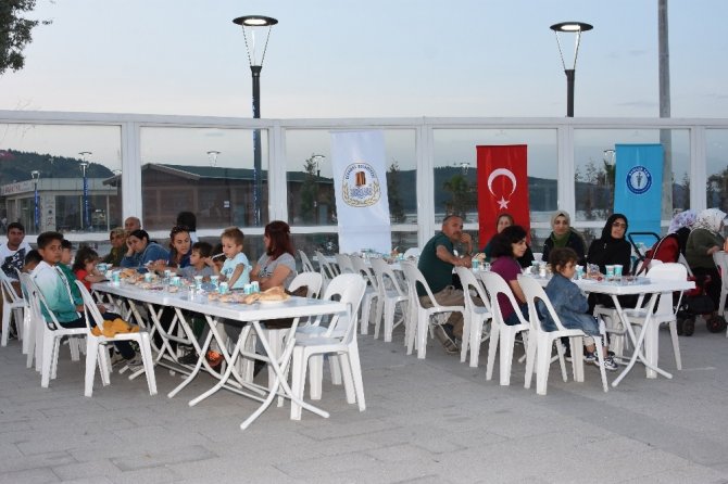 Çanakkale Savaşında şehit olan tıbbiyeli öğrenciler anıldı