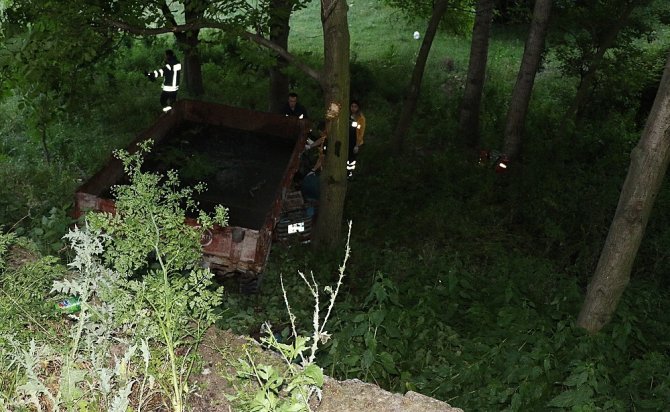 Karabük'ün Safranbolu ilçesinde Devrilen traktörün sürücüsü hayatını kaybetti