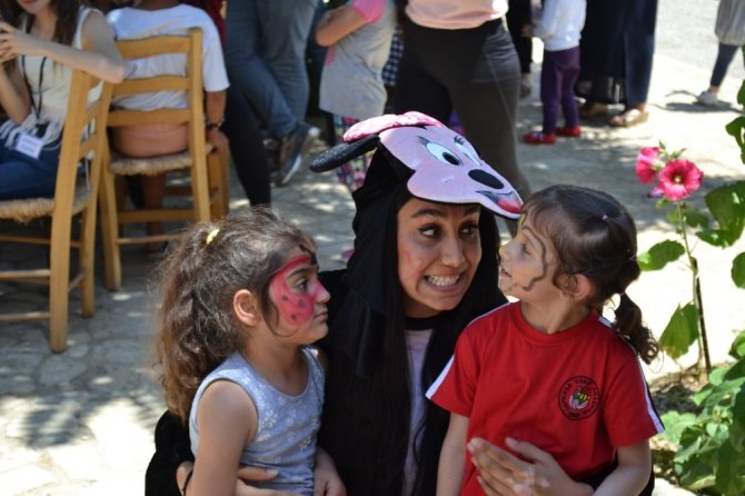 "Hayat Çocuklar İle Renkli Projesi"