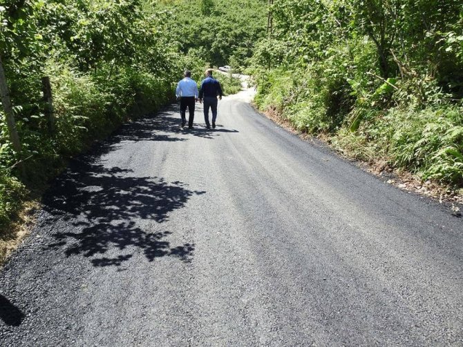 Keşap belediyesi Yaz gelmesiyle asfaltlama ve yamalama işlemlerine başladı