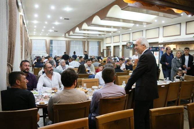 Belediye personeline iftar verildi