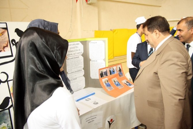 Ağrı’da TUBİTAK Bilim Fuarı yapıldı