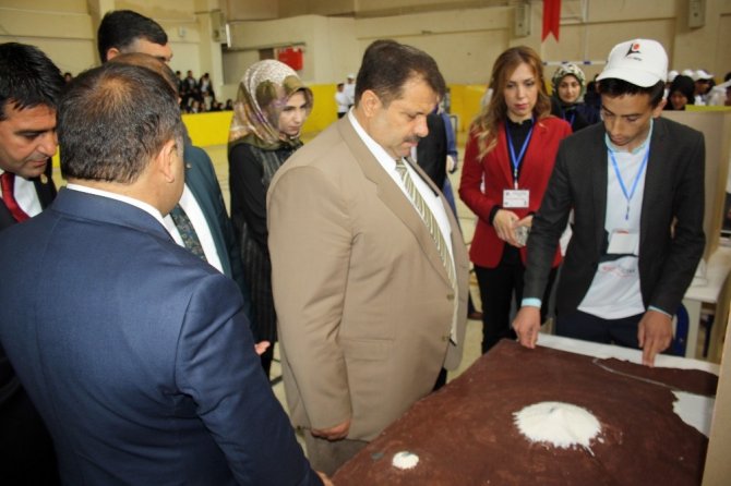 Ağrı’da TUBİTAK Bilim Fuarı yapıldı