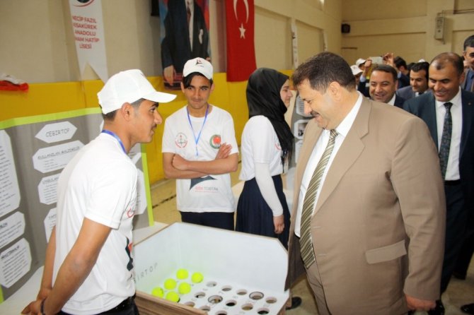 Ağrı’da TUBİTAK Bilim Fuarı yapıldı