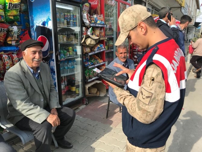 Van il Jandarmadan ‘güven ve huzur’ uygulaması