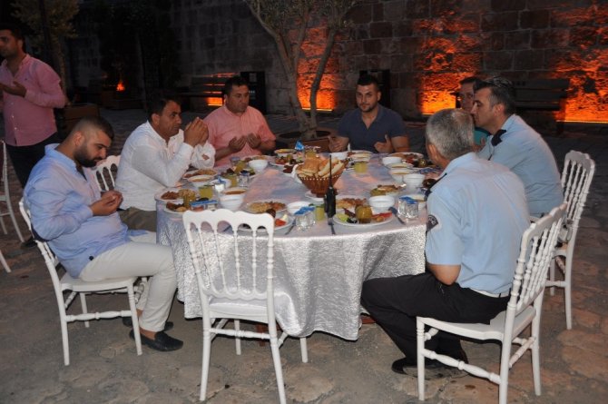 Hatay’ta şehit yakınları ve gaziler iftarda buluştu