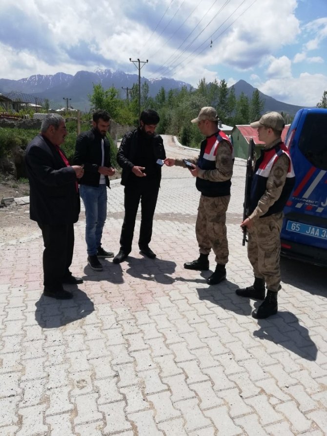 Jandarmadan “Çocuklarımız güvende” uygulaması.