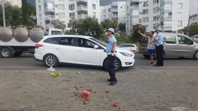 Kuşadası’nda trafik kazası; 1 yaralı