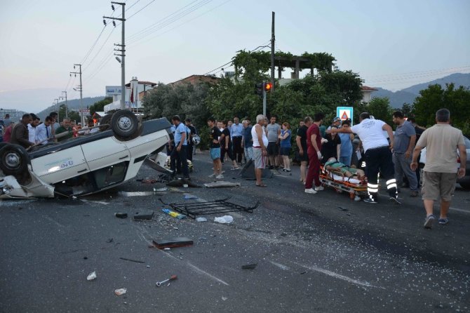 Ortaca’da zincirleme kaza; 4 yaralı var