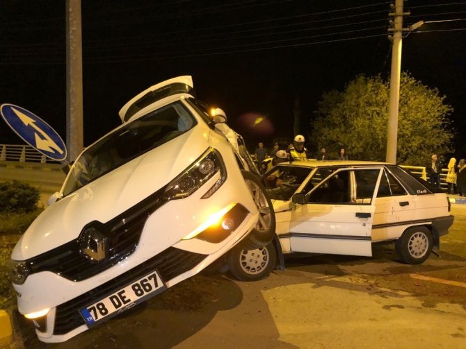 Karabük’te trafik kazası: 6 kişi yaralı