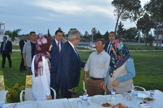 Antalya' da Şehit Aileleri ve Gaziler iftarda buluştu