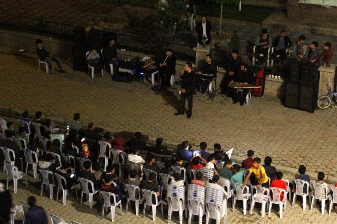 Bitlis Hizan’da ilahi konseri