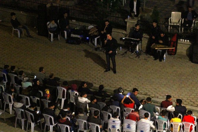 Bitlis Hizan’da ilahi konseri