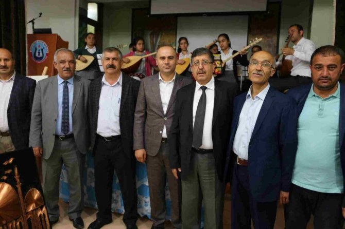 Muş Varto’da yılsonu sergisi